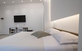 Kalibia Rooms And Suites